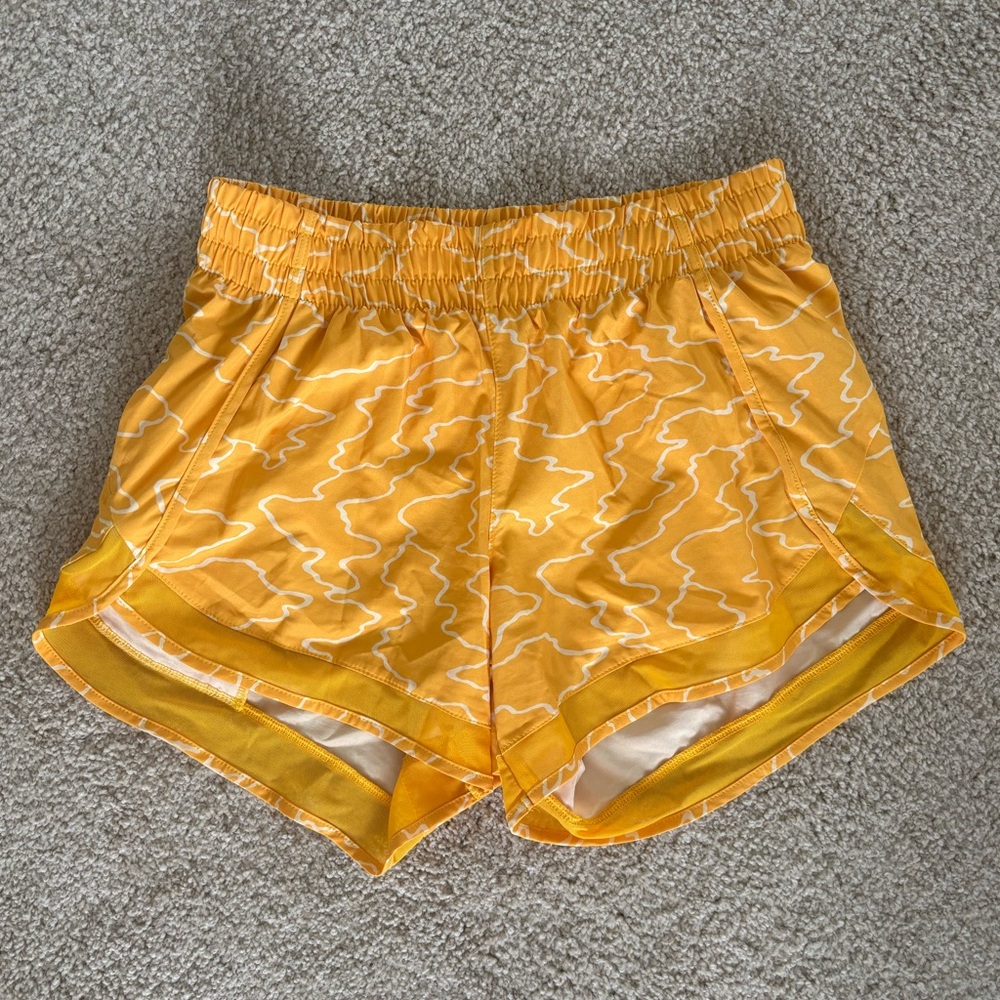 Athleta Printed Mesh Racer Run Short 4”